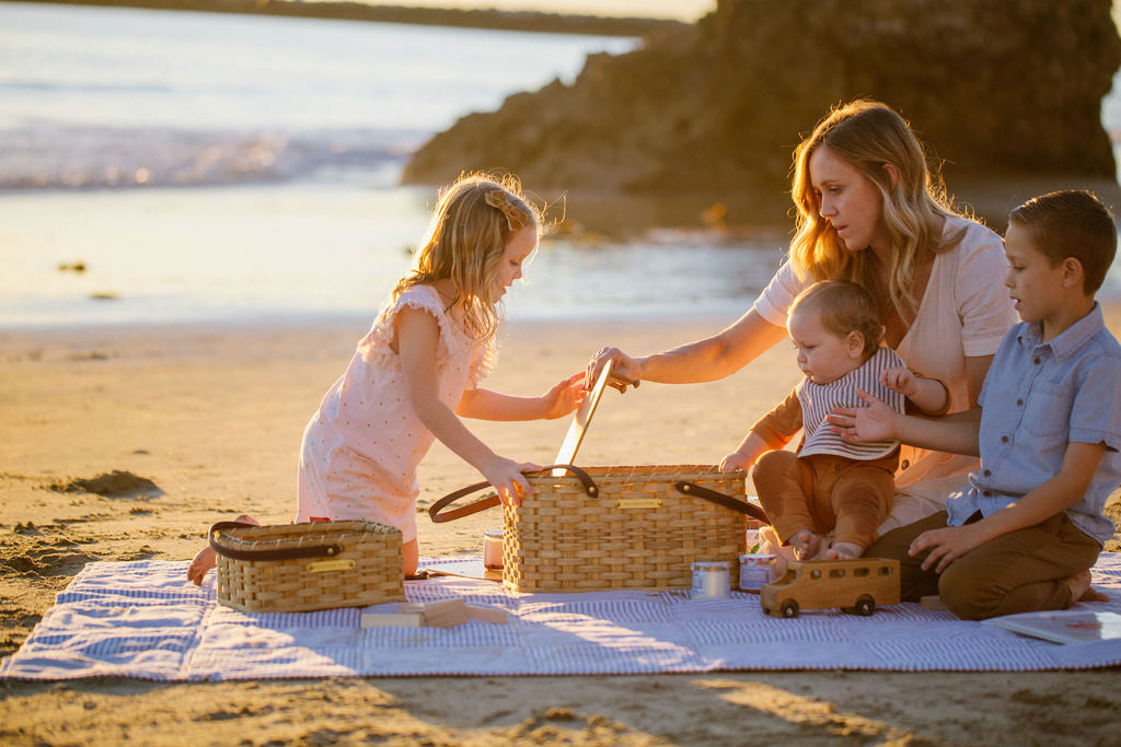 The Linda Sue Picnic Basket